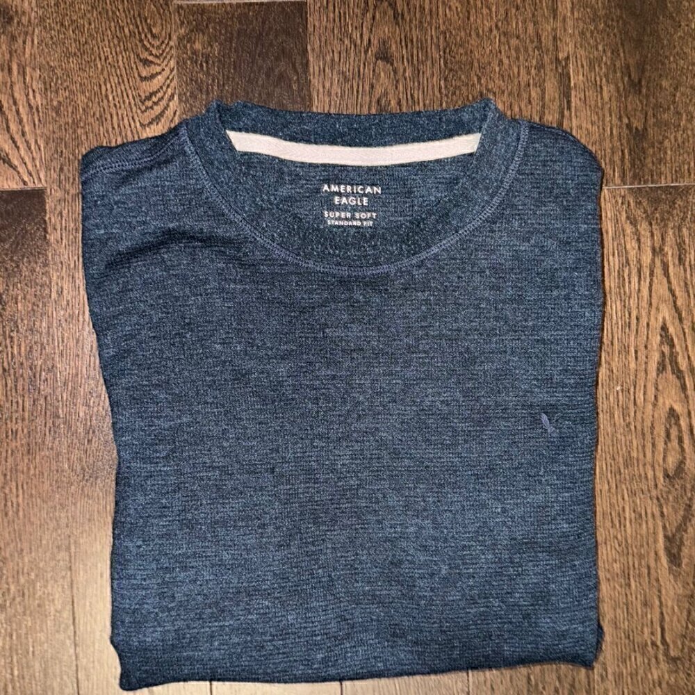 American Eagle (AE) Long-Sleeve Crew Neck Pullover - Picture 4 of 4